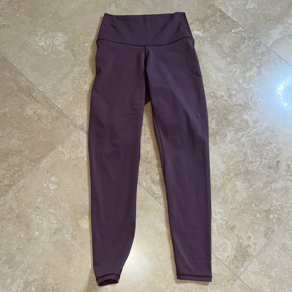 💕Cute Leggings💕 - Picture 3 of 5